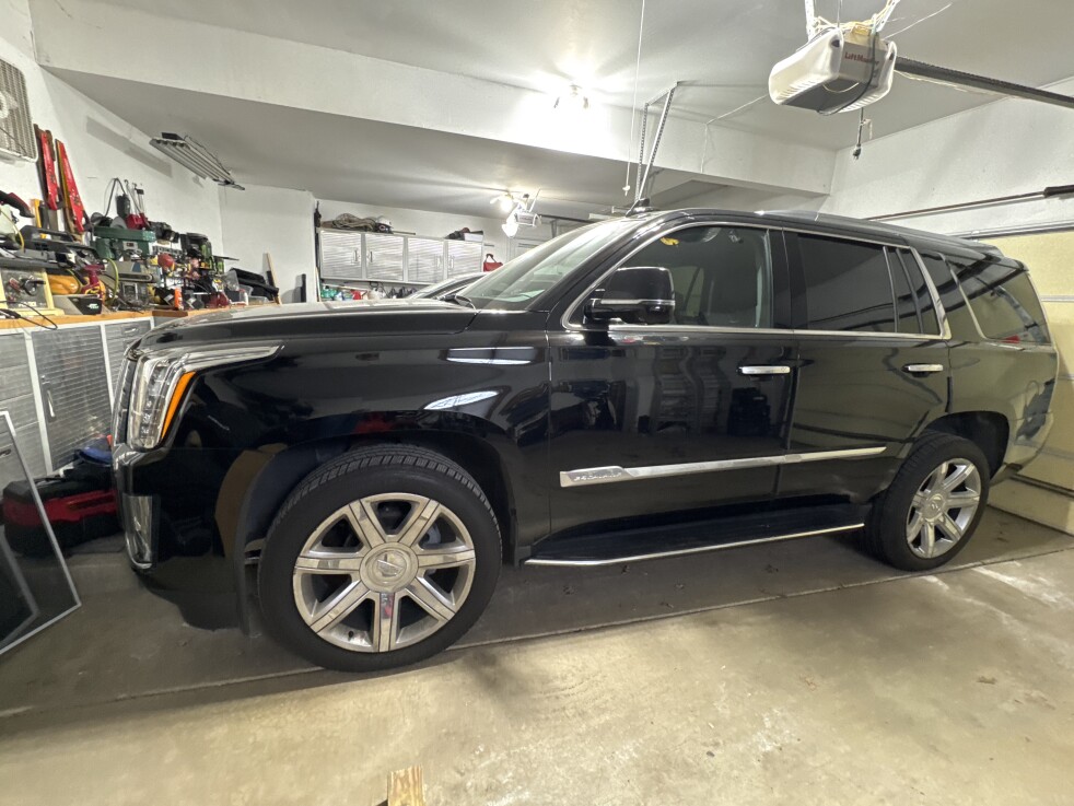 2018 Cadillac Escalade Luxury